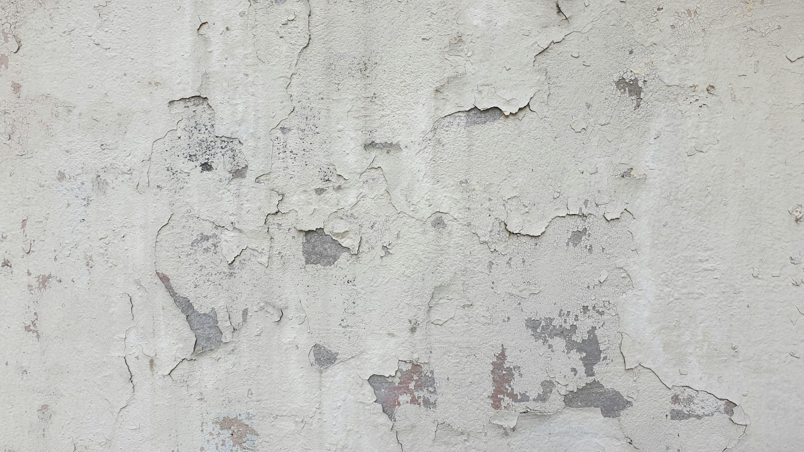 wall with peeling paint